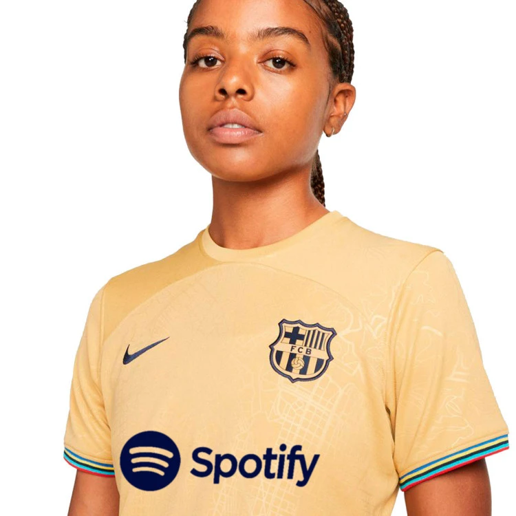 camiseta-nike-fc-barcelona-segunda-equipacion-stadium-2022-2023-mujer-club-gold-2