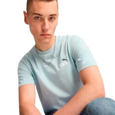 Majica Essentials + mali logotip u 2 stupca