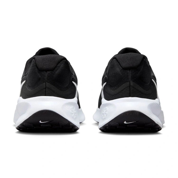 zapatilla-nike-revolution-7-black-white-3