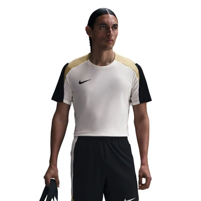 Dres Dri-Fit štrajk