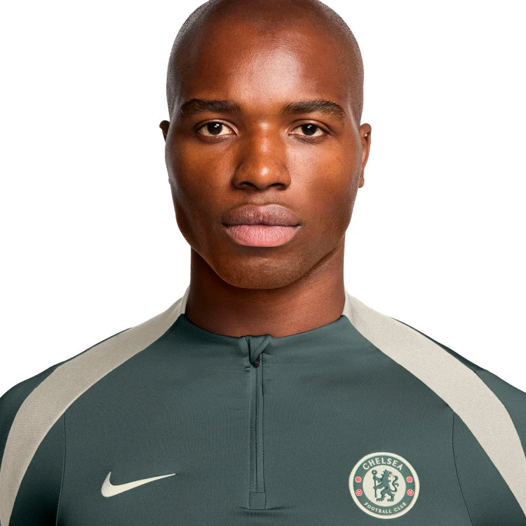 sudadera-nike-chelsea-fc-training-2025-2026-outdoor-green-phantom-phantom-full-spon-plyr-2