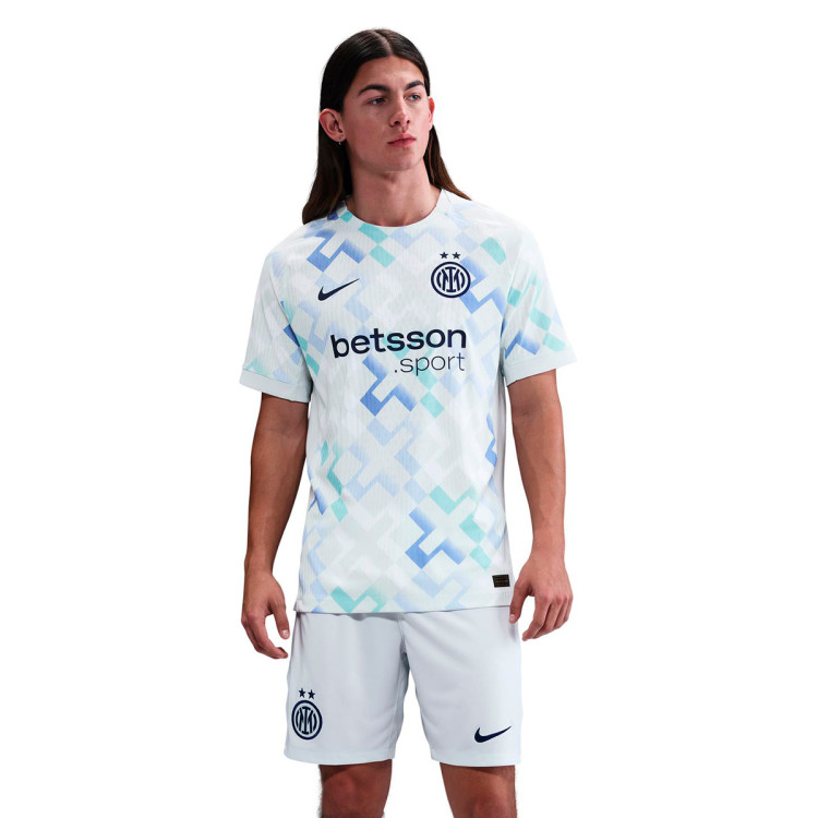 Inter Milan Authentic 2025-2026 u gostima