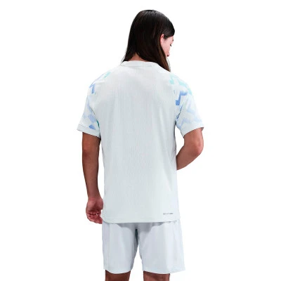 Dres Inter Milan Authentic 2025-2026 u gostima