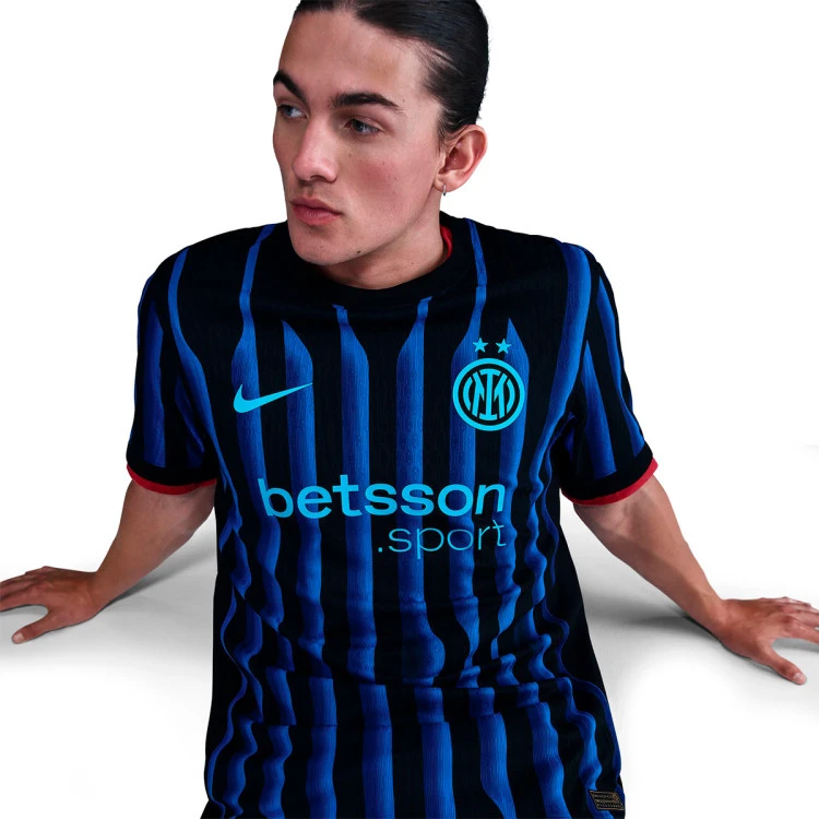 camiseta-nike-inter-milan-primera-equipacion-authentic-2025-2026-lyon-blue-black-chlorine-blue-full-sponsor-4