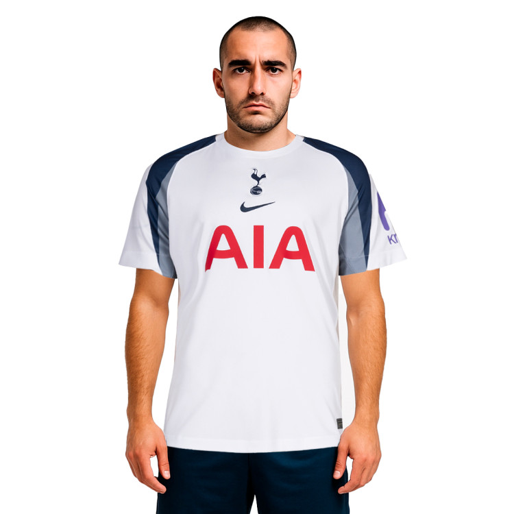 Tottenham 2025-2026 Domaćin