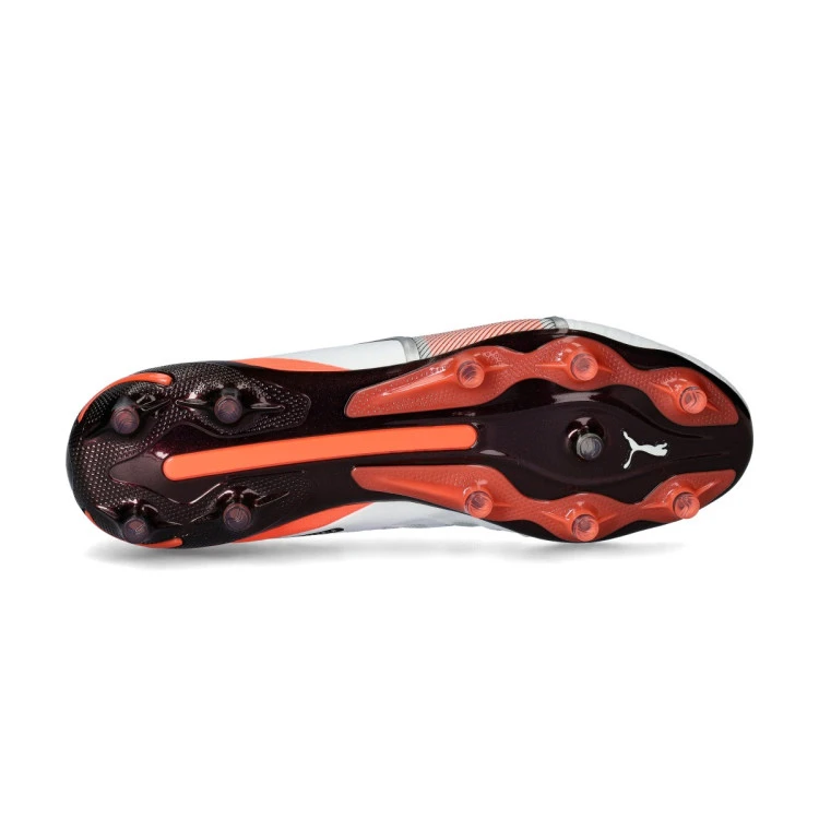 bota-puma-king-ultimate-fgag-white-silver-glowing-red-black-3