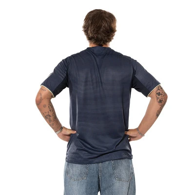 Dres Real Madrid 2025-2026 u gostima