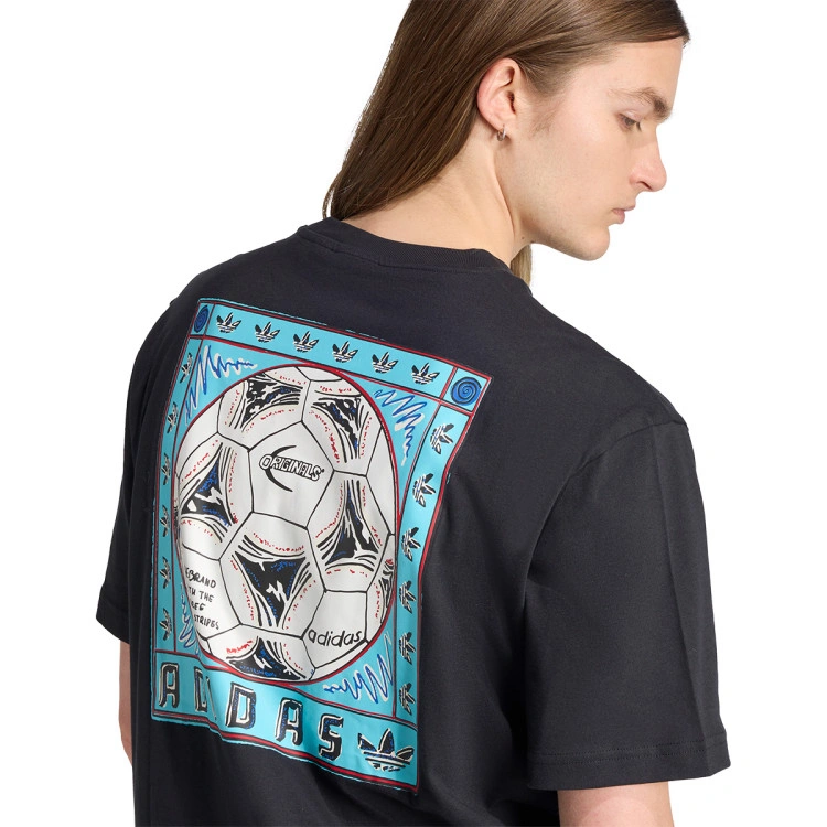 camiseta-adidas-graphic-tee-black-3
