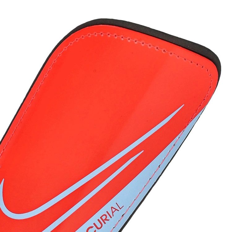 espinillera-nike-mercurial-hardshell-granate-1