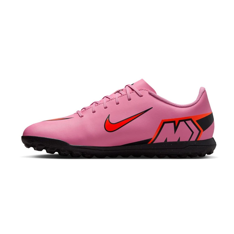 bota-nike-zoom-mercurial-vapor-16-club-turf-magic-flamingo-black-total-crimson-2