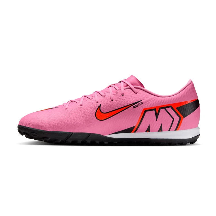 bota-nike-air-zoom-mercurial-vapor-16-academy-turf-magic-flamingo-black-total-crimson-2
