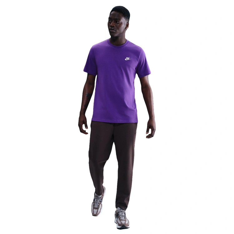 camiseta-nike-sportswear-club-wild-grape-white-3
