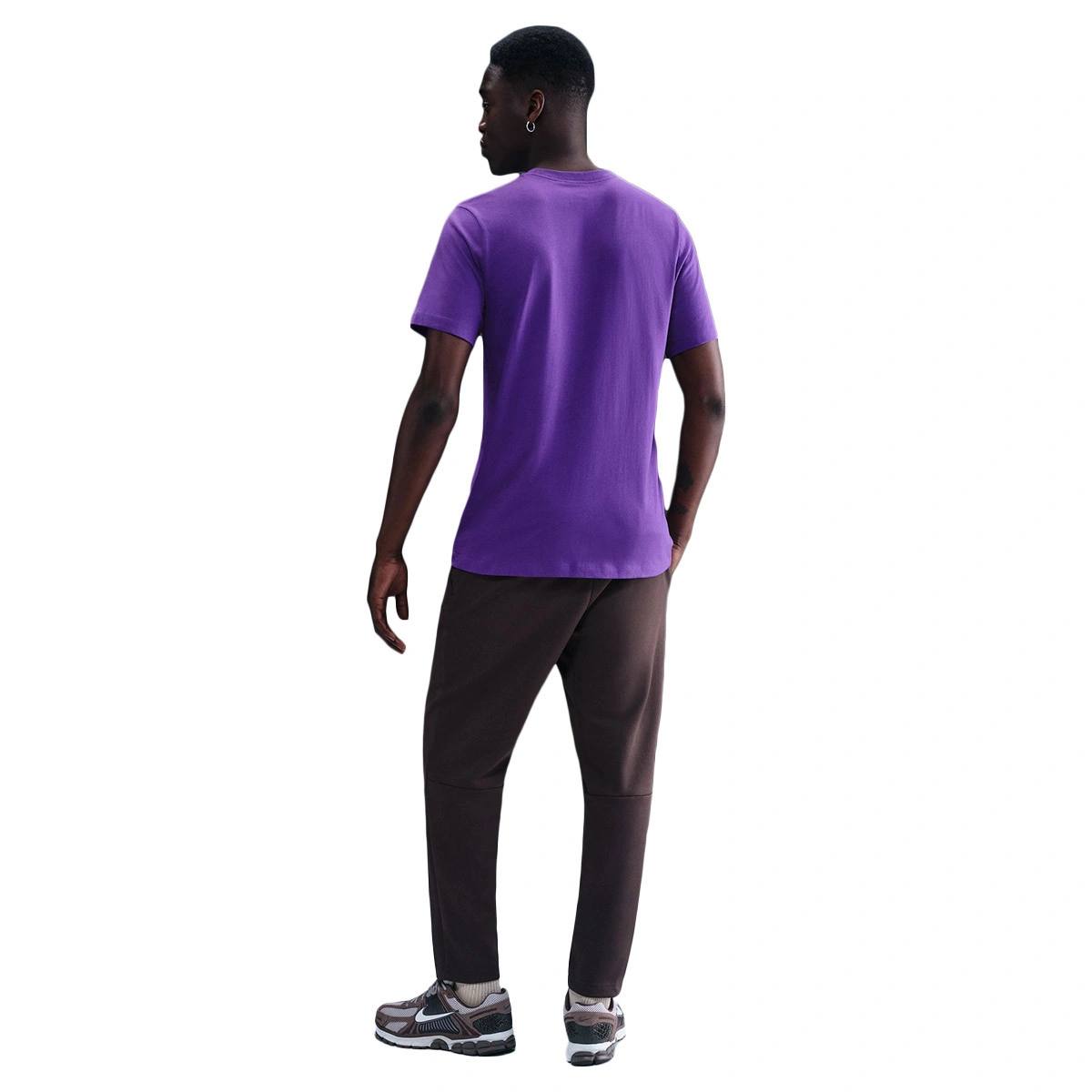 camiseta-nike-sportswear-club-wild-grape-white-4
