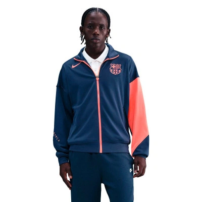 Jakna Fc Barcelona 2025-2026 prije utakmice