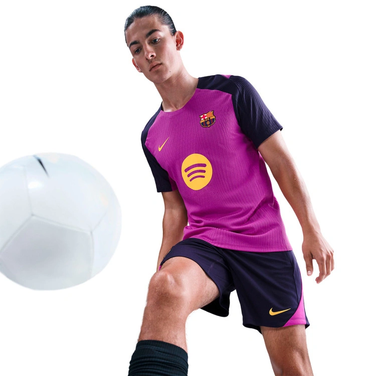 camiseta-nike-fc-barcelona-training-2025-2026-vivid-purple-imperial-purple-midwest-gold-4
