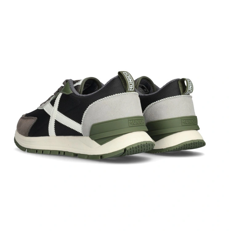 zapatilla-munich-versatile-negro-5