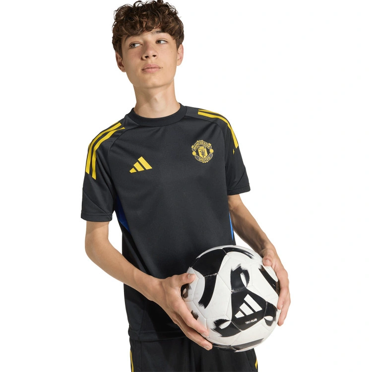 camiseta-adidas-manchester-united-training-2025-2026-nino-black-hi-res-blue-tribe-yellow-3