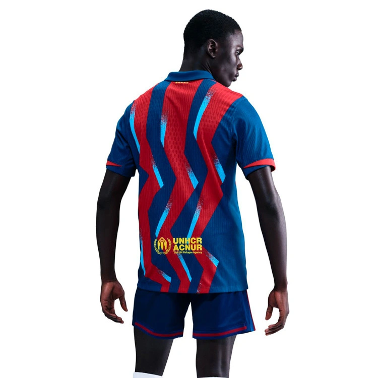 camiseta-nike-fc-barcelona-cuarta-equipacion-authentic-2025-2026-gym-blue-gym-blue-salsa-red-opti-yellow-1