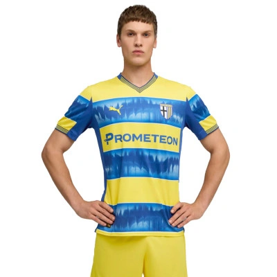 Dres Parma 2025-2026 U gostima