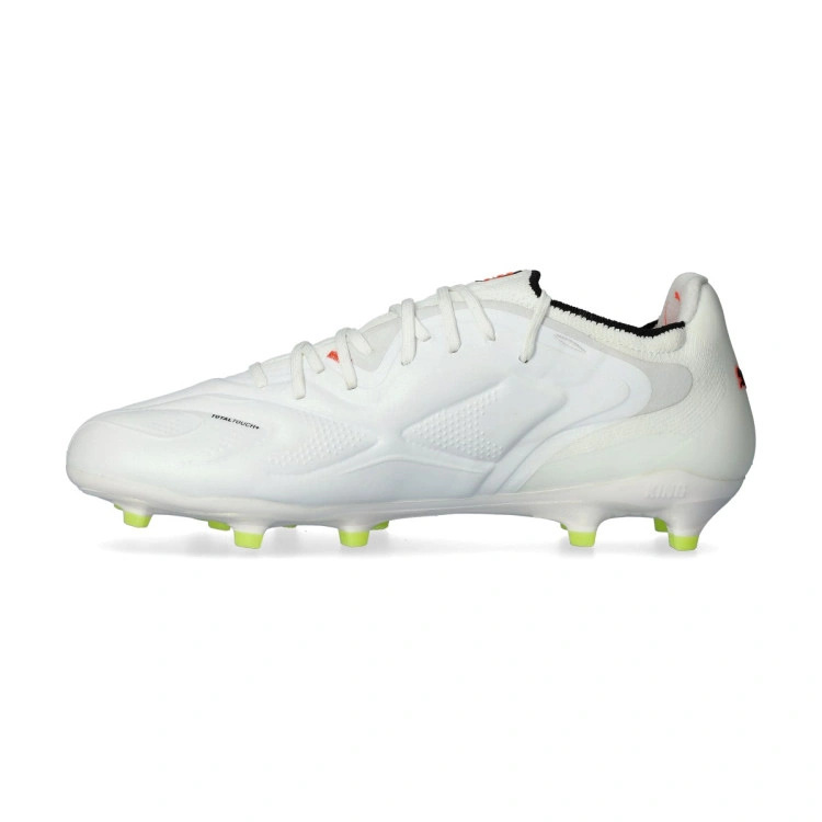 bota-puma-king-20-ultimate-fgag-puma-white-glowing-red-yellow-alert-2