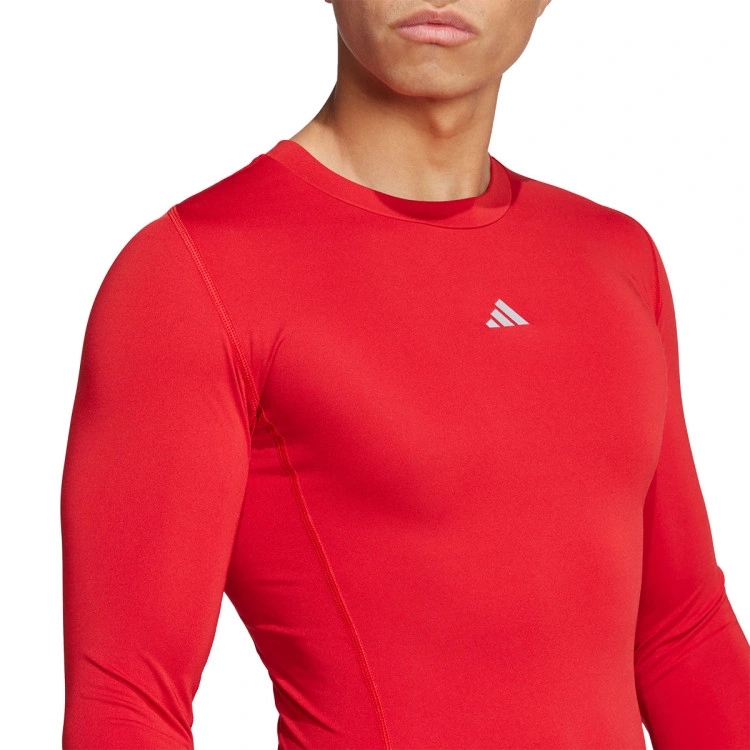 camiseta-adidas-techfit-team-power-red-2-2