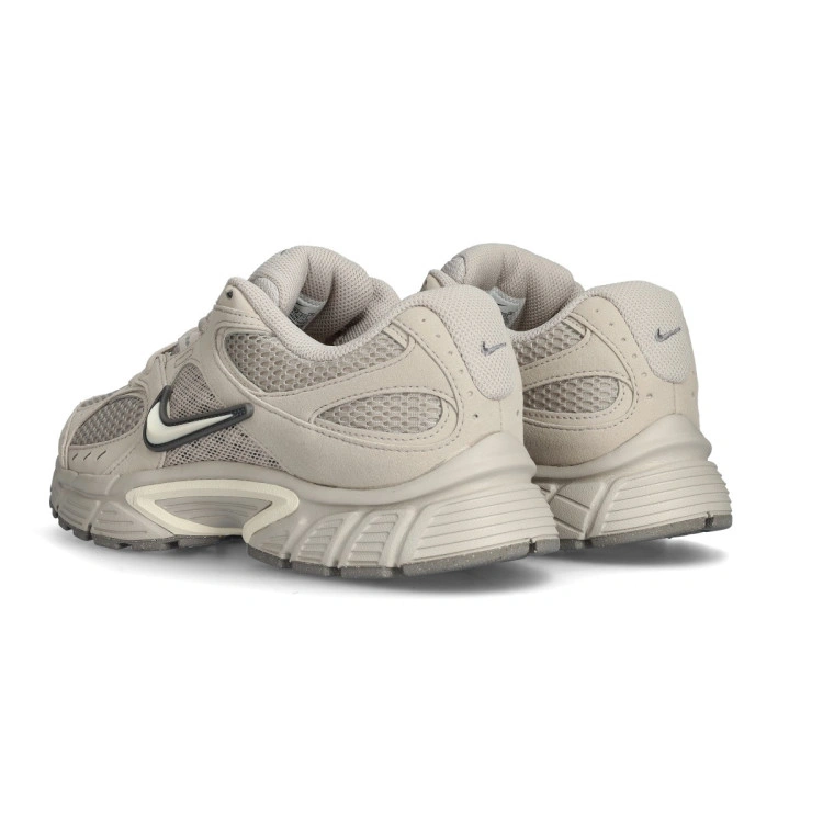 zapatilla-nike-v5-rnr-beige-5