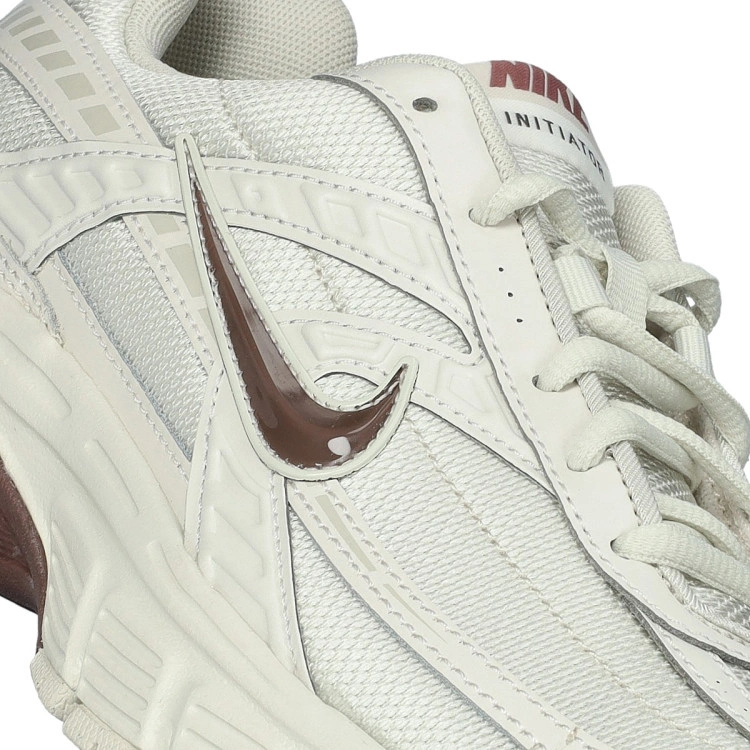 zapatilla-nike-initiator-mujer-beige-7