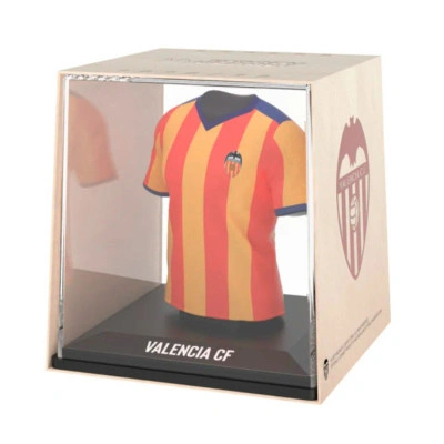 Retro vitrina za Dres Valencia CF-a 1978. – 1979