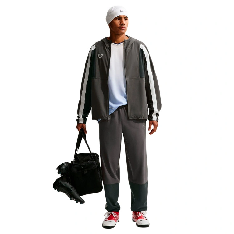 sudadera-nike-energy-medium-ash-off-noir-summit-white-summit-white-5