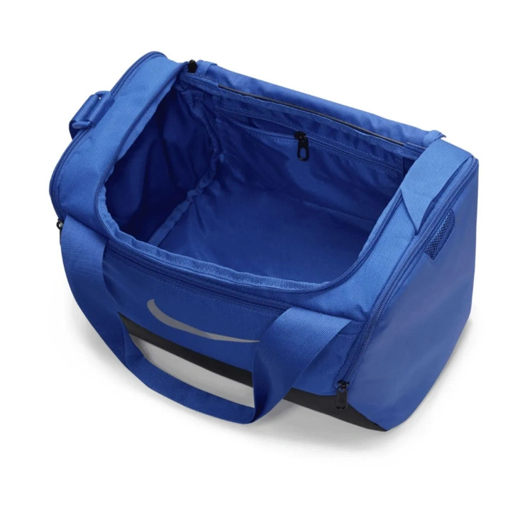 bolsa-de-deporte-nike-brasilia-duff-9.5-25l-game-royal-black-metallic-silver-3