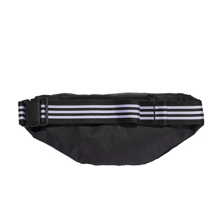 saco-adidas-adicolor-wb-black-white-1