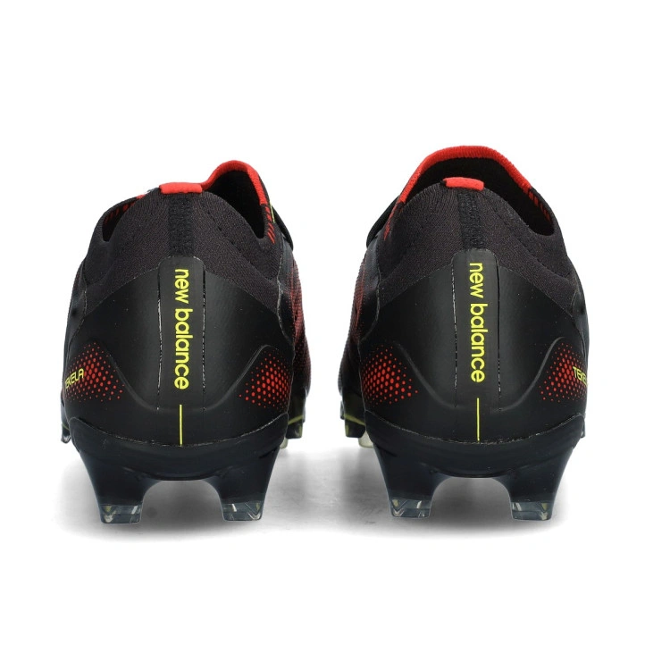 bota-new-balance-tekela-elite-low-laced-fg-v5-black-4