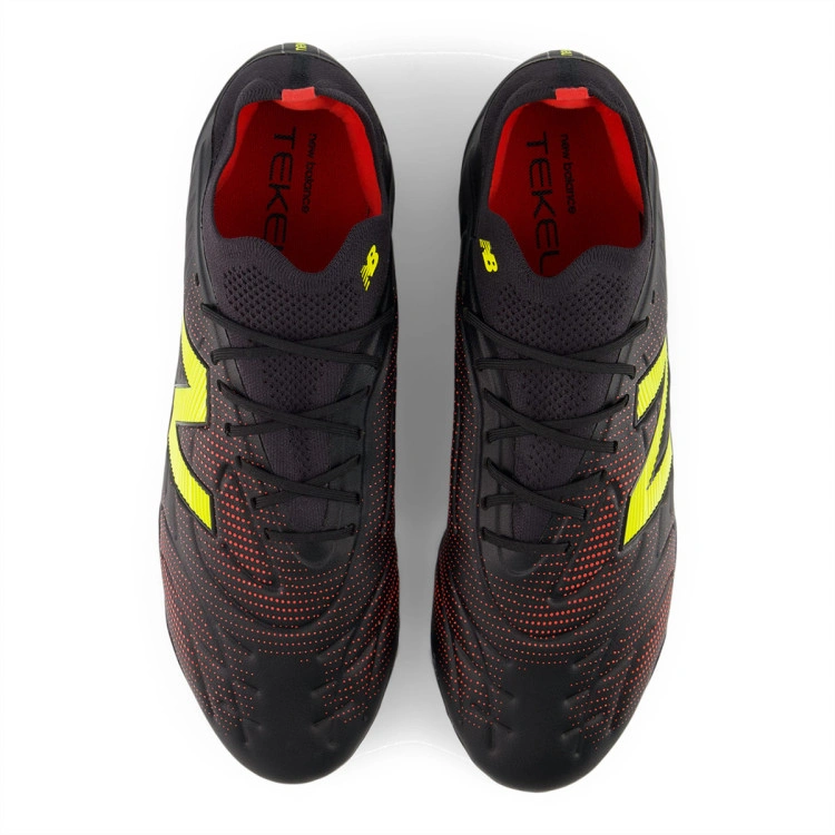 bota-new-balance-tekela-pro-low-fg-black-4