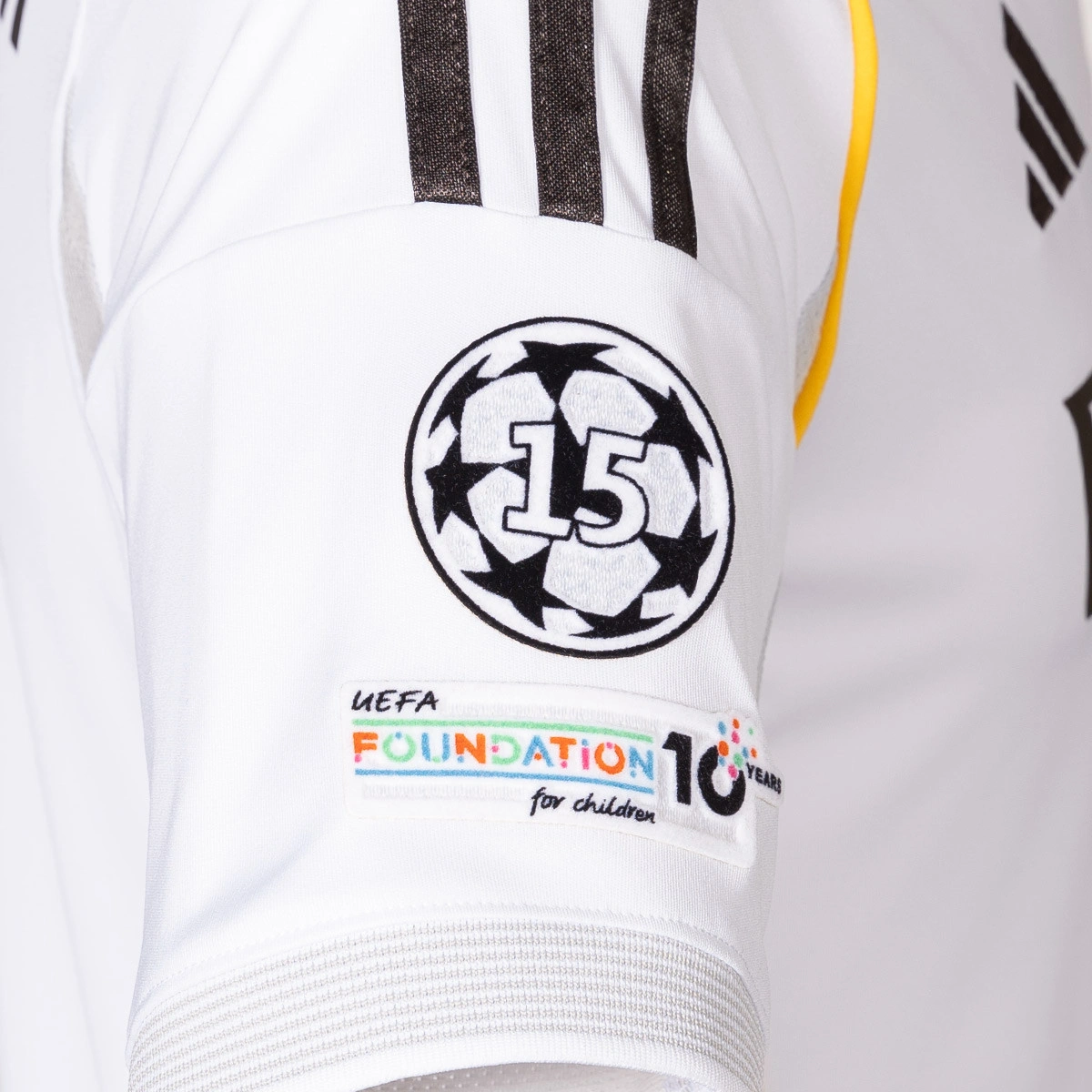 camiseta-adidas-bellingham-real-madrid-primera-equipacion-2025-2026-nino-parche-white-7