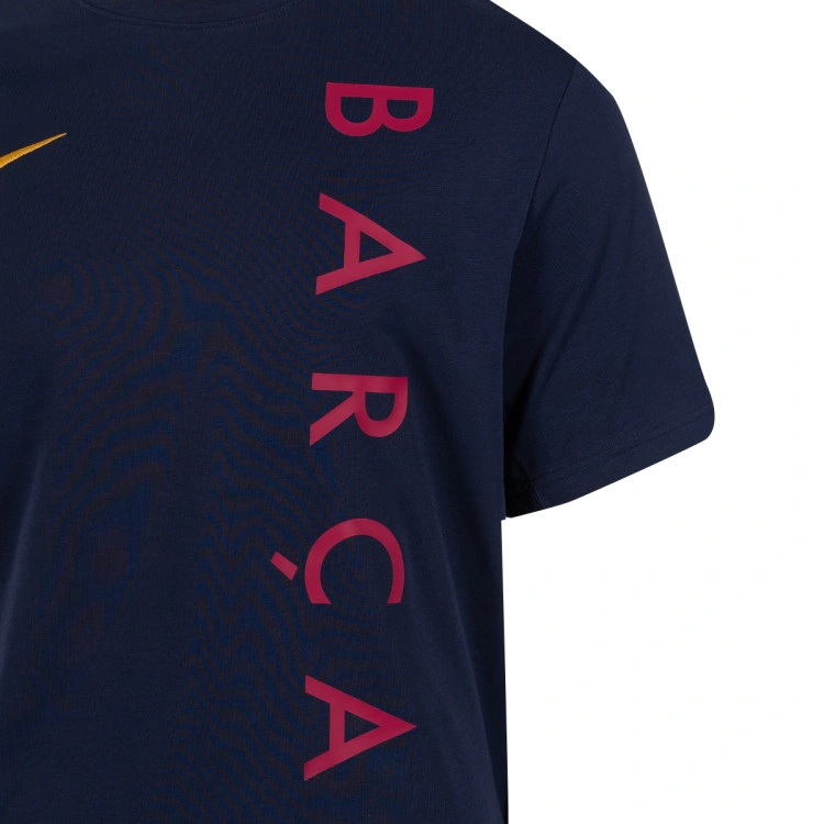 camiseta-nike-fc-barcelona-fanswear-2026-2027-blackened-blue-blackened-blue-noble-red-miner-2
