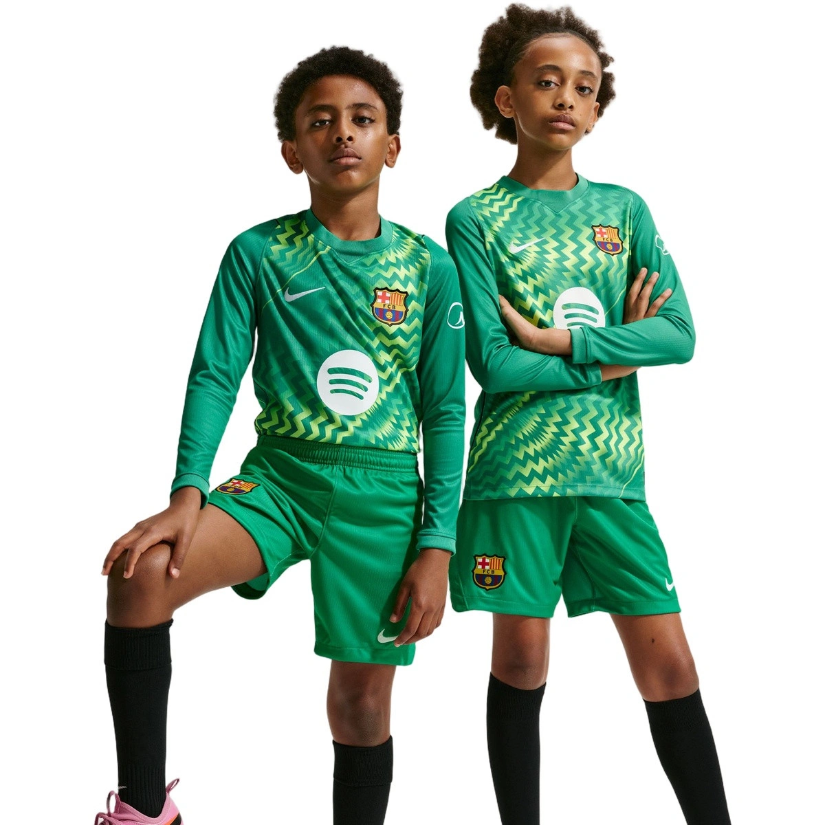 pantalon-corto-nike-fc-barcelona-primera-equipacion-portero-2026-2027-nino-green-4