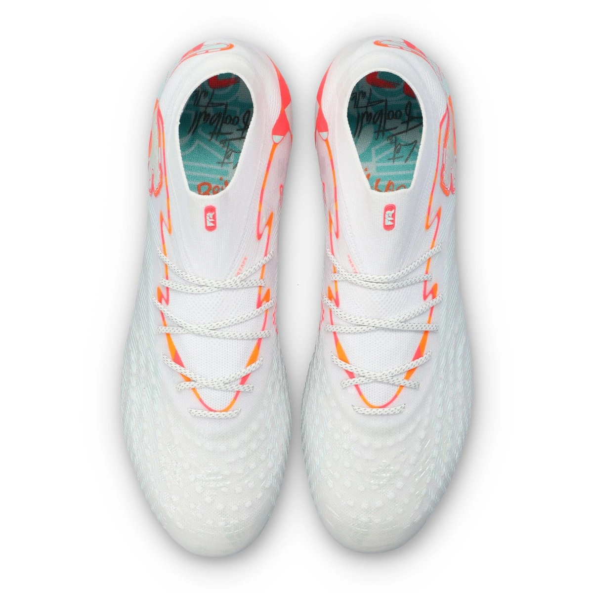 bota-puma-future-9-ultimate-brill-fg-mujer-white-ultraorange-pink-alert-5