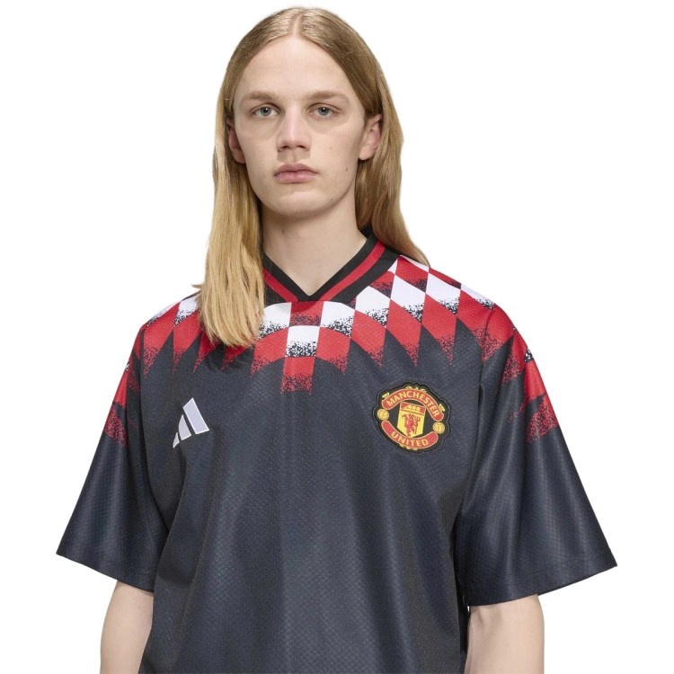 camiseta-adidas-manchester-united-fanswear-2026-2027-black-2