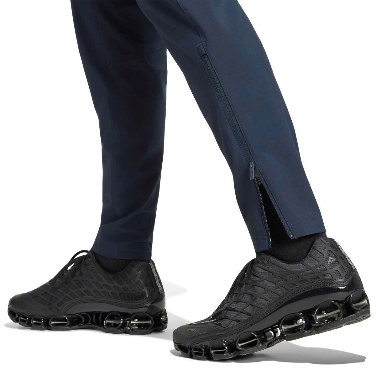 pantalon-largo-adidas-real-madrid-fanswear-2026-2027-night-navy-2