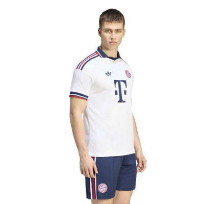 Dres FC Bayern Gostujući 2026-2027