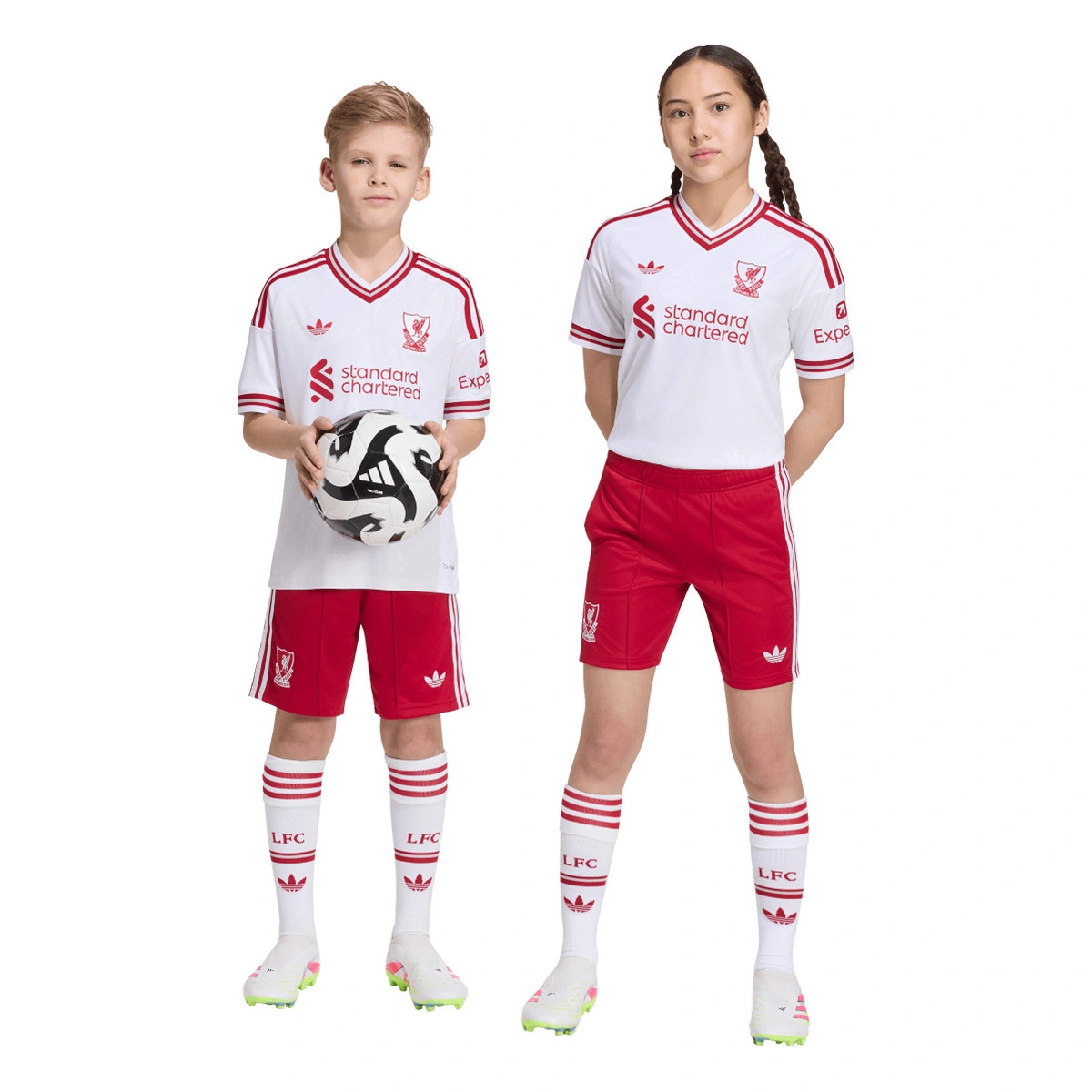 pantalon-corto-adidas-liverpool-fc-segunda-equipacion-2026-2027-nino-strawberry-red-4