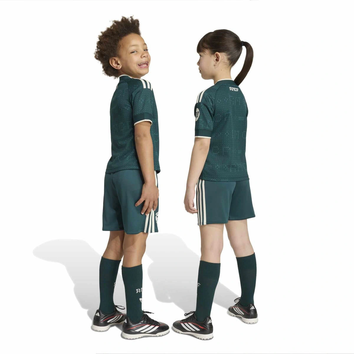conjunto-adidas-real-madrid-segunda-equipacion-2026-2027-nino-aurora-ivy-1