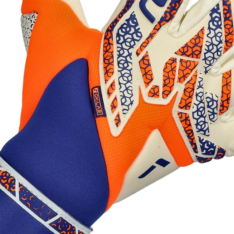 guantes-reusch-attrakt-gold-x-guardian-azul-4