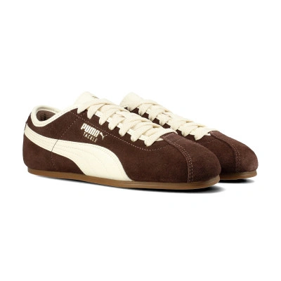 Sneakers Tackle