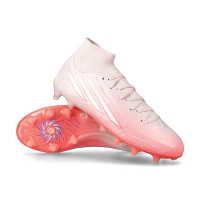 Kopačke F50 Sparkfusion Pro FG/AG