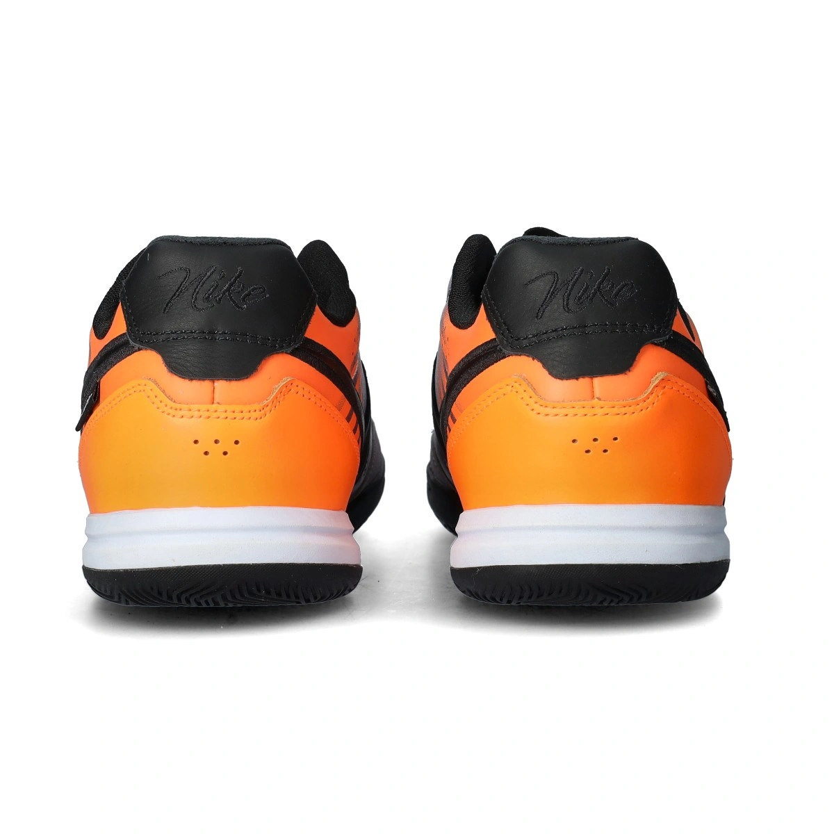 zapatilla-nike-tiempo-streetgato-bleaced-lilac-black-total-orange-4