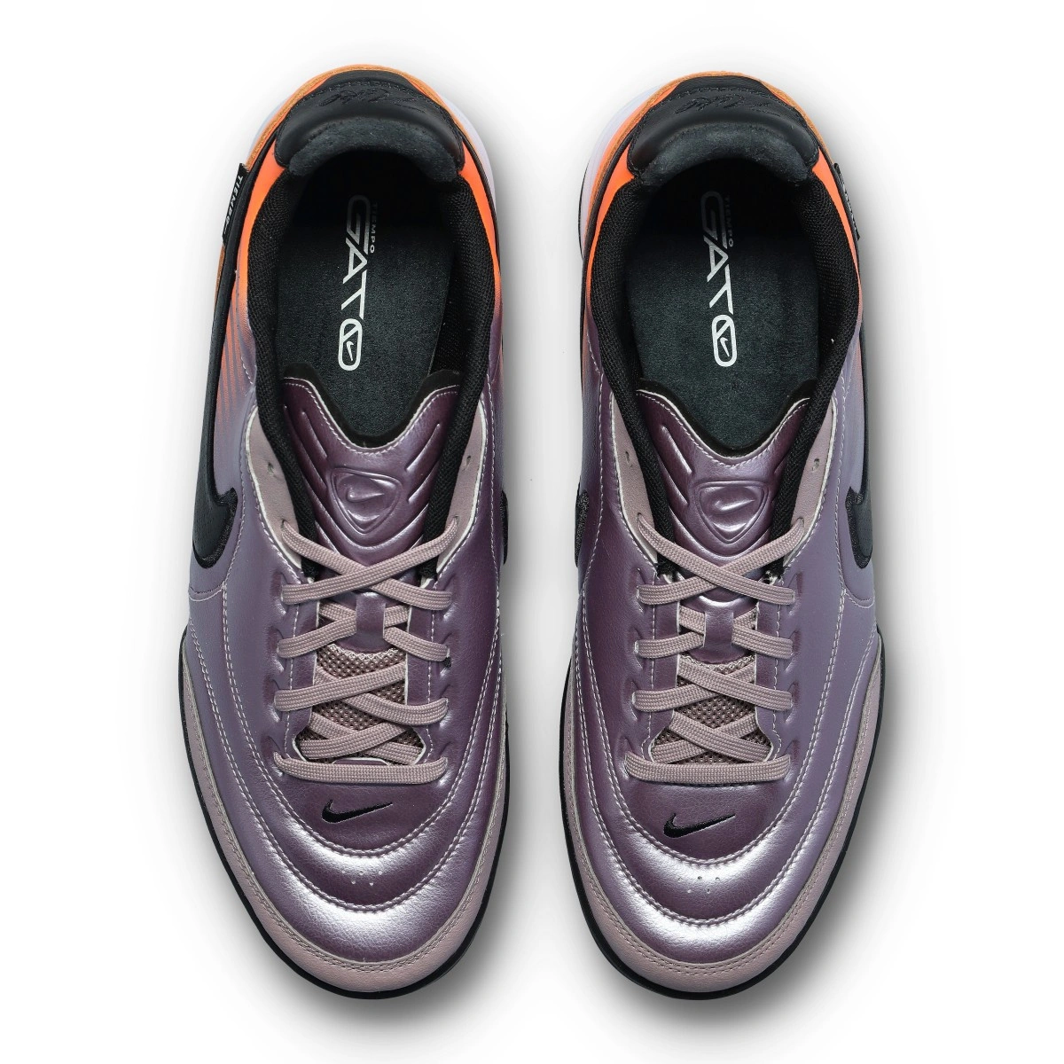 zapatilla-nike-tiempo-streetgato-bleaced-lilac-black-total-orange-5