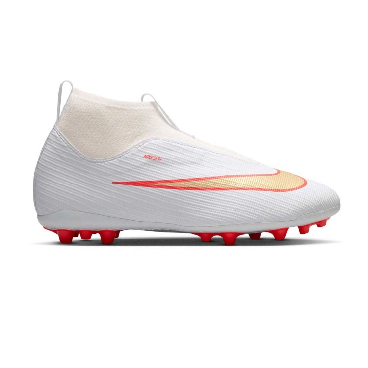 bota-nike-air-zoom-mercurial-superfly-11-academy-ag-nino-white-blur-brt-crimson-1