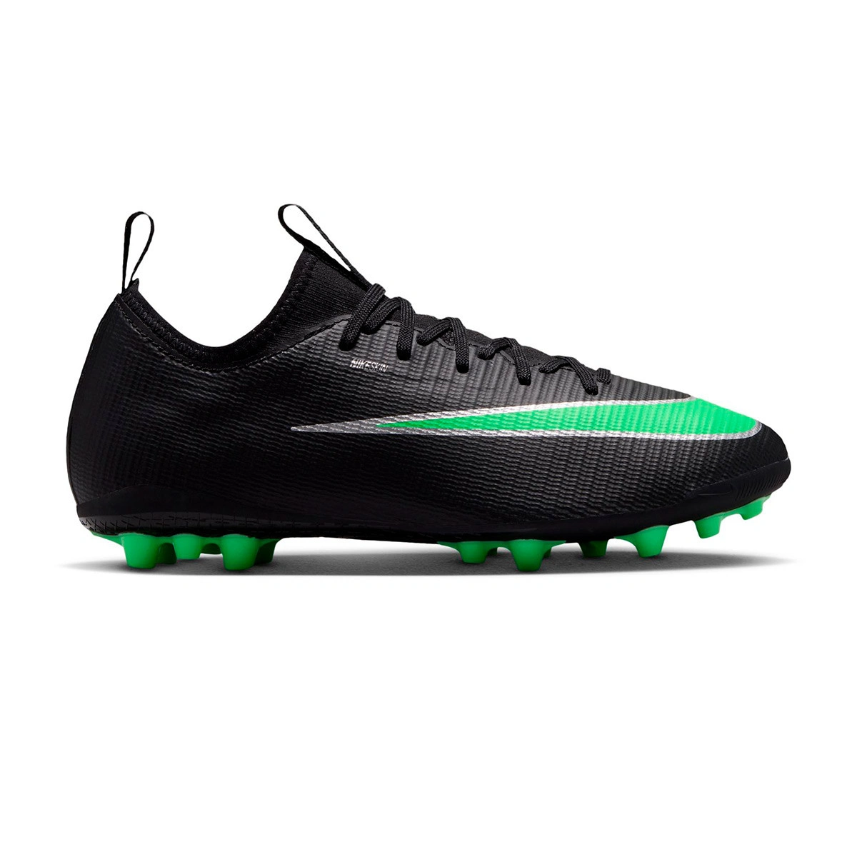 bota-nike-air-zoom-mercurial-vapor-17-academy-ag-nino-black-illusion-green-black-1