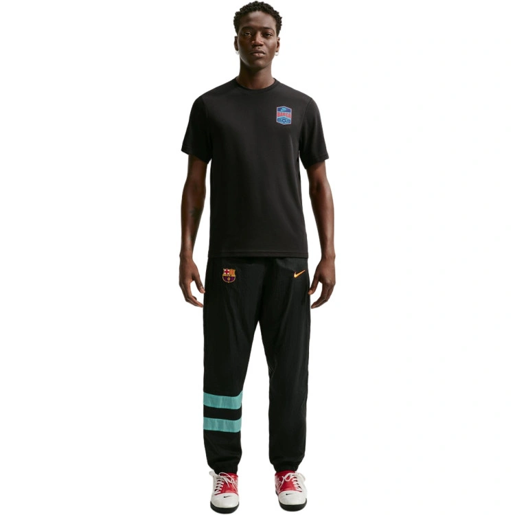 camiseta-nike-fc-barcelona-fanswear-2026-2027-black-black-dusty-cactus-university-gold-full-3